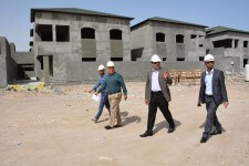 رئيس هيئة استثمار البصرة يبحث مع شركة الصقر الجارح تطورات العمل في مشروع سعفة البصرة