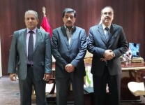 رئيس هيئة استثمار البصرة مع رئيس سفراء النوايا الحسنة في كندا