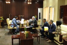 استثمار البصرة تتباحث مع شركة ايني الايطالية انشاء مشروع لتدوير النفايات في المحافظة